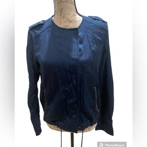 Gap Size Small Button Down navy blue jacket